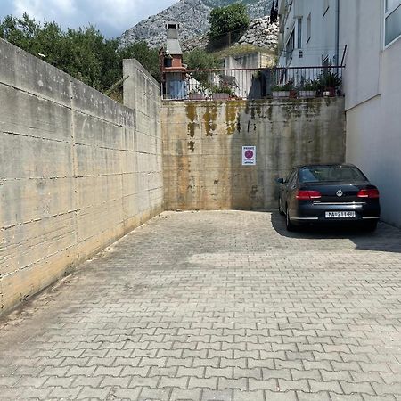 מאקרסקה The Big Terrace Apartment מראה חיצוני תמונה