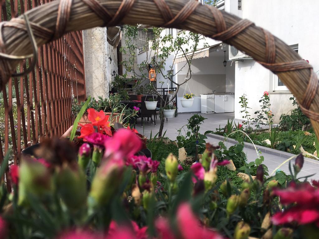 מאקרסקה The Big Terrace Apartment מראה חיצוני תמונה